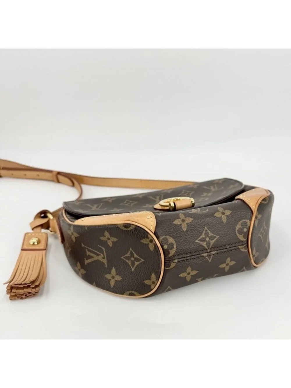 Louis Vuitton Shoulder Bag Monogram Saint Cloud Crossbody Brown Gold